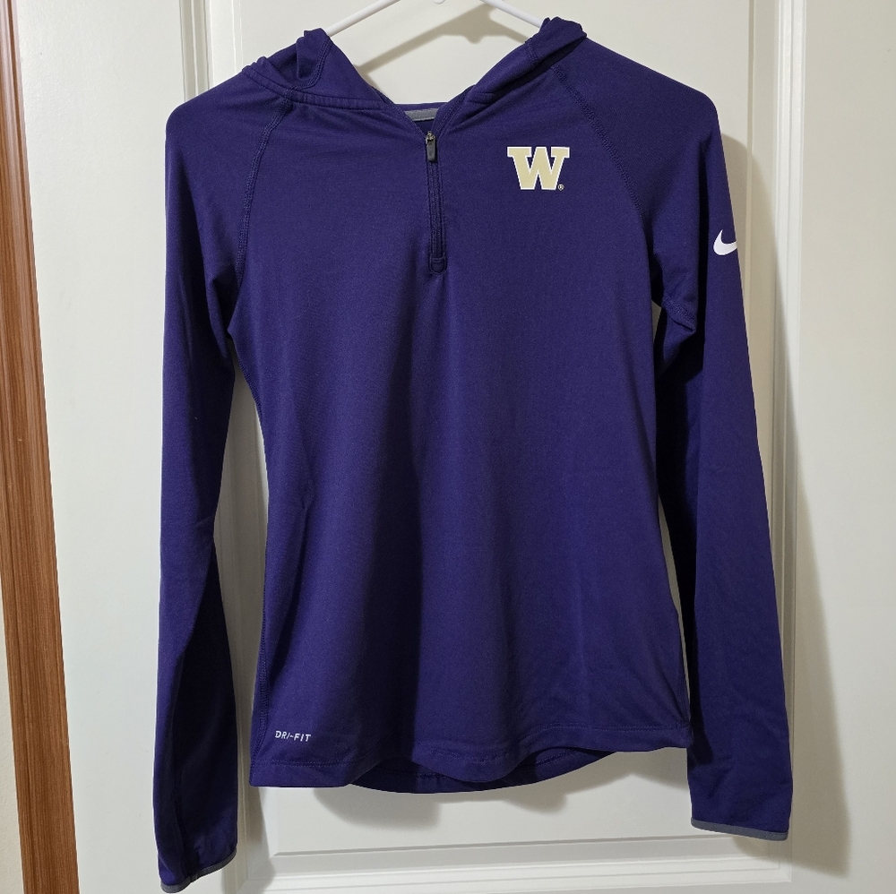 UW Nike Dri fit Kids long-sleeved shirt